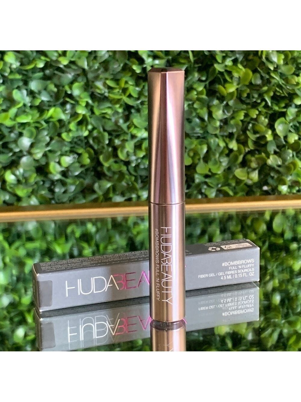 Huda Beauty SOFT BLACK 8 BombBrows Full n Fluffy Fiber Brow Gel | NEW | BOMBBROW - Picture 10 of 14